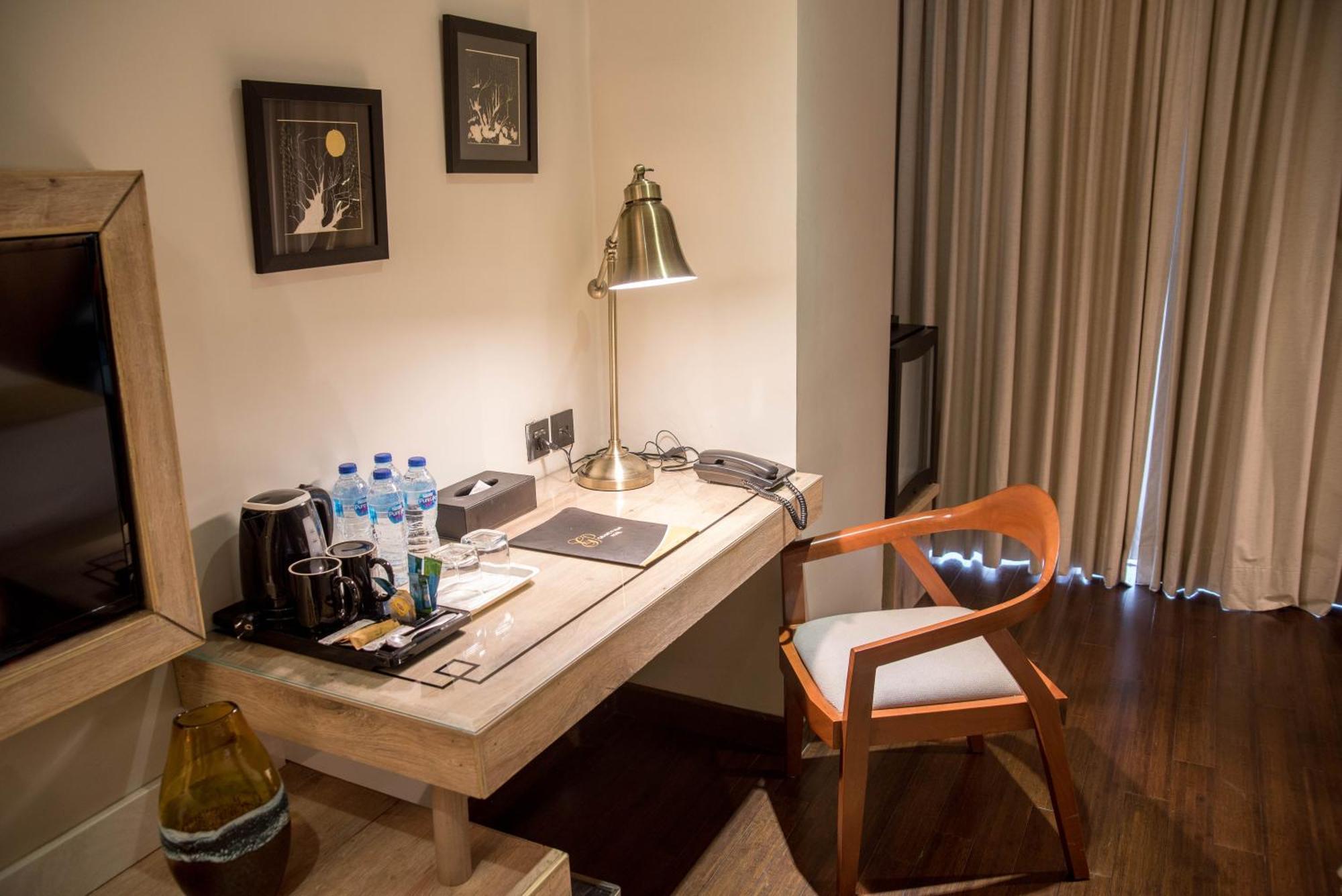 Hotel Dgates Lahore Exterior foto