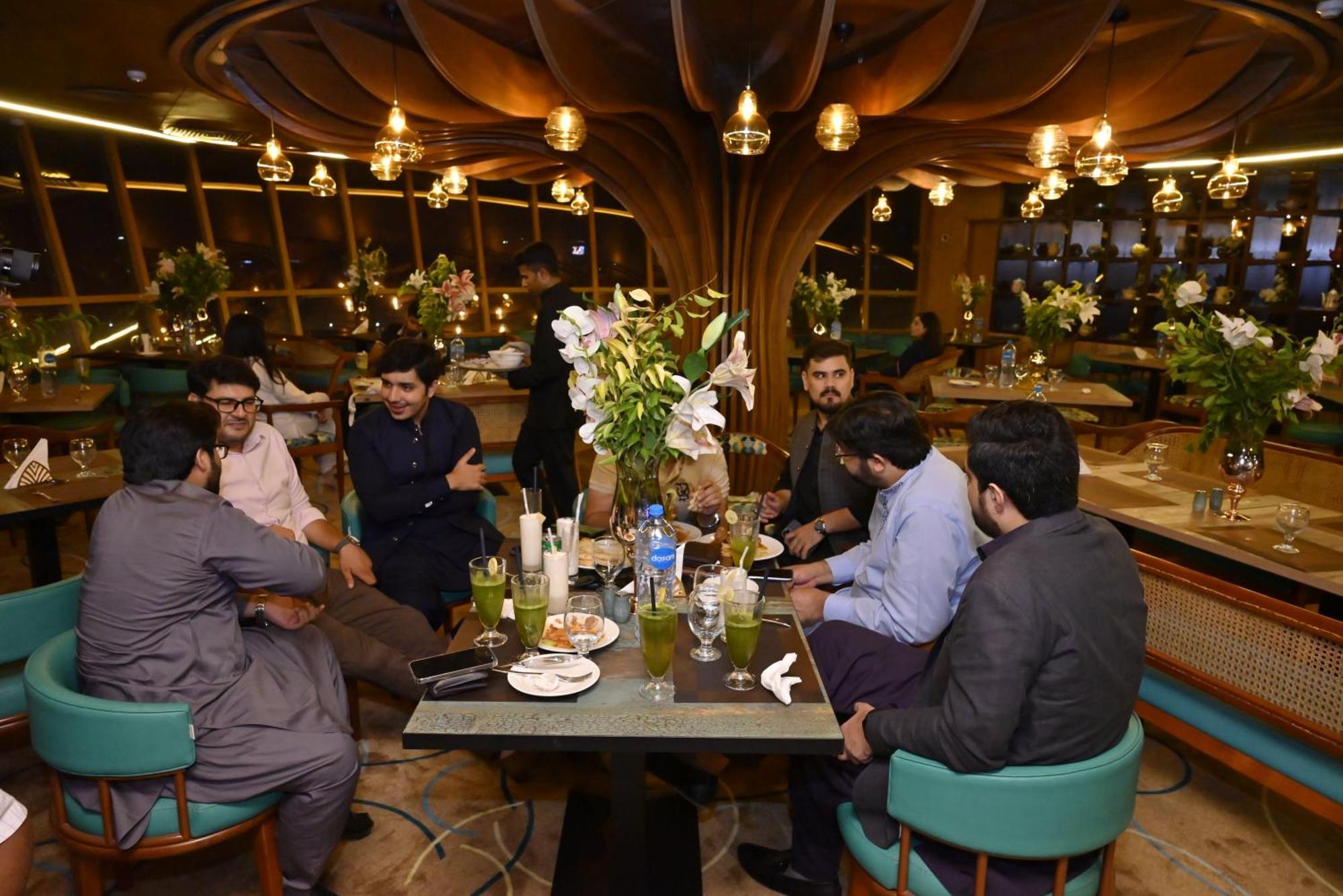 Hotel Dgates Lahore Exterior foto