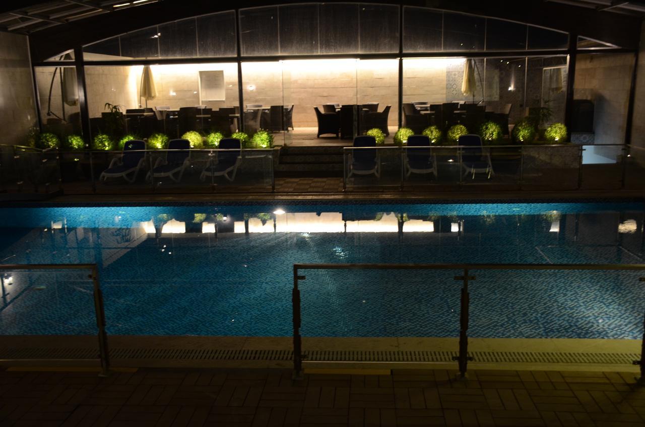 Hotel Dgates Lahore Exterior foto