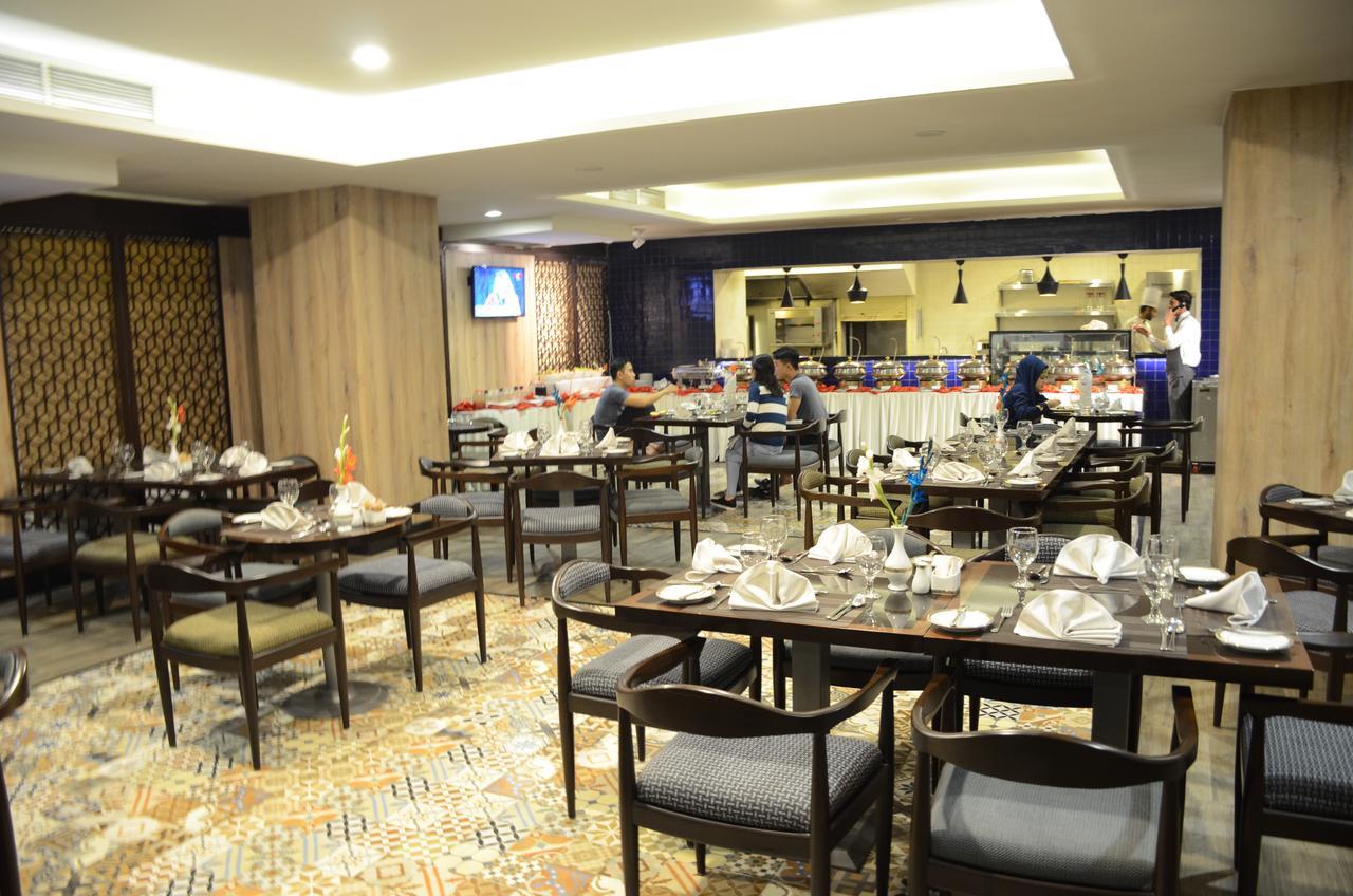 Hotel Dgates Lahore Exterior foto