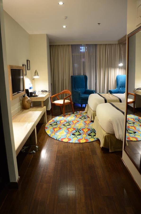 Hotel Dgates Lahore Exterior foto